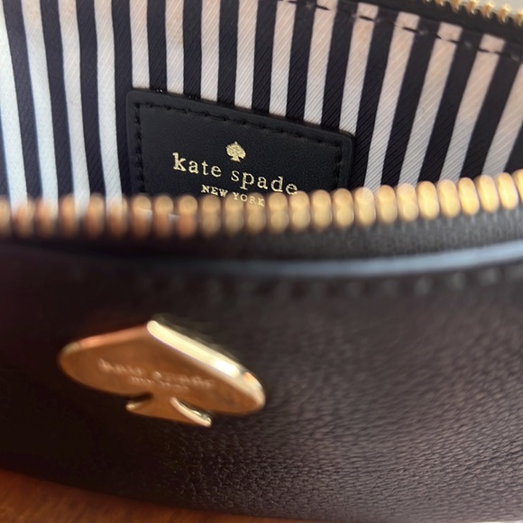 Kate Spade Wristlet - Picture 6 of 7